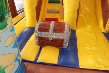 Hüpfburg Pirat Multiplay in 6,9m x 5,4m x 5,6mh